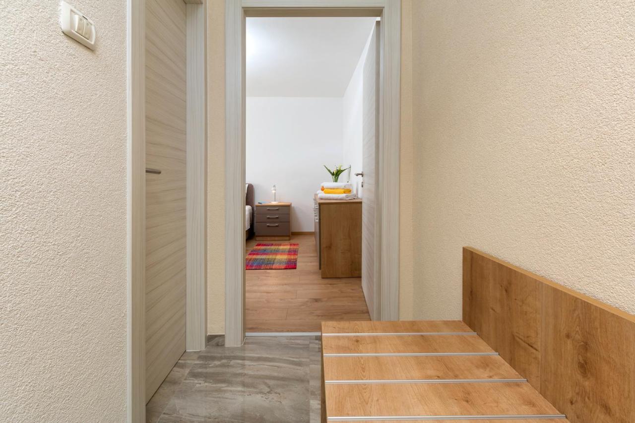 Apartment Vivid Pula Ngoại thất bức ảnh